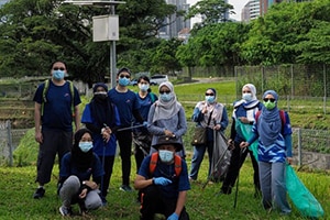 PullingOurWeight clean-up event in Malaysia