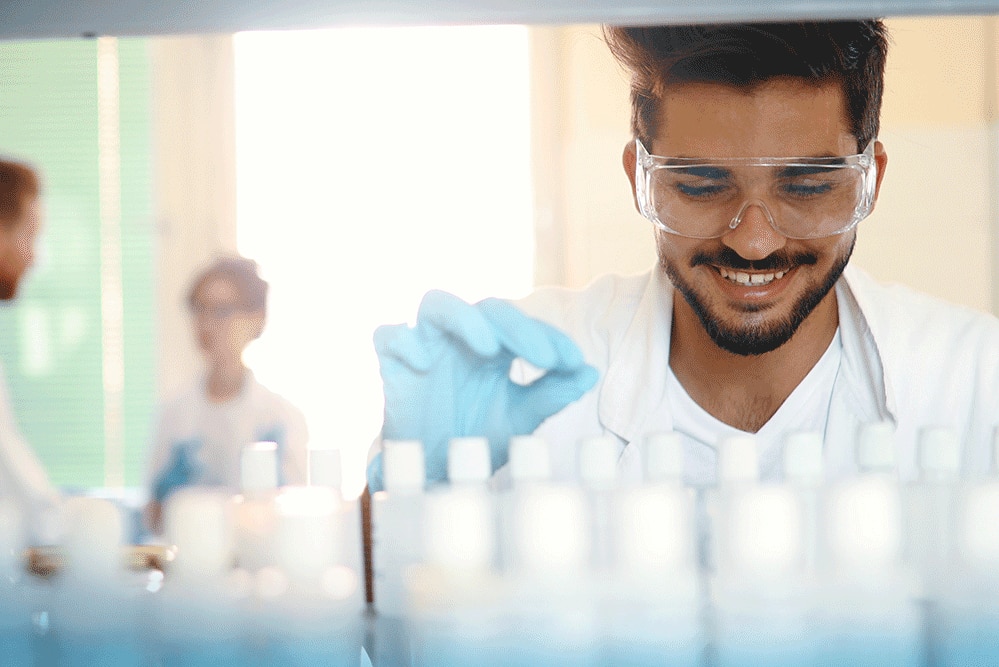 Two people in lab