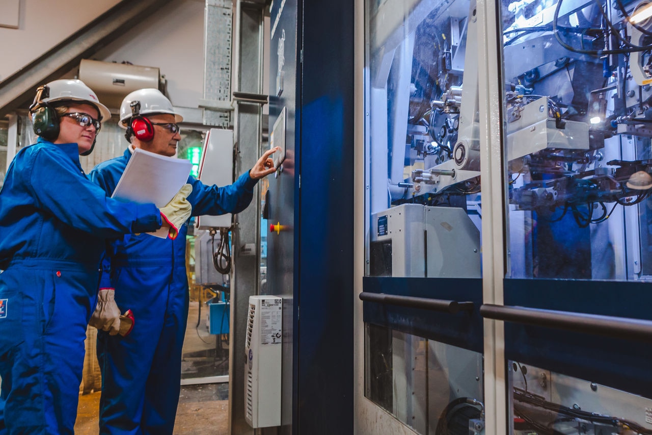 operators on processing site