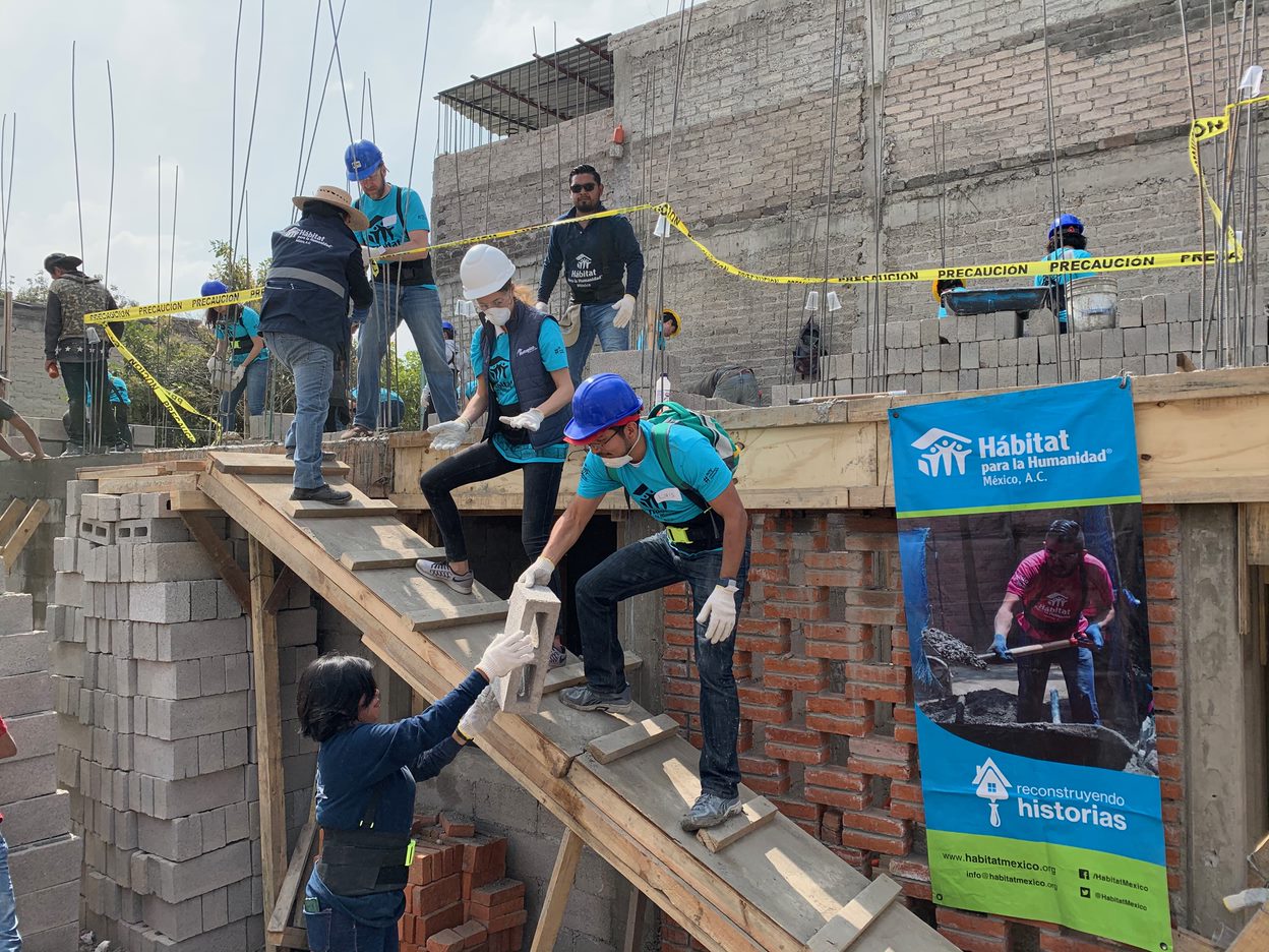 Group of people volunteering