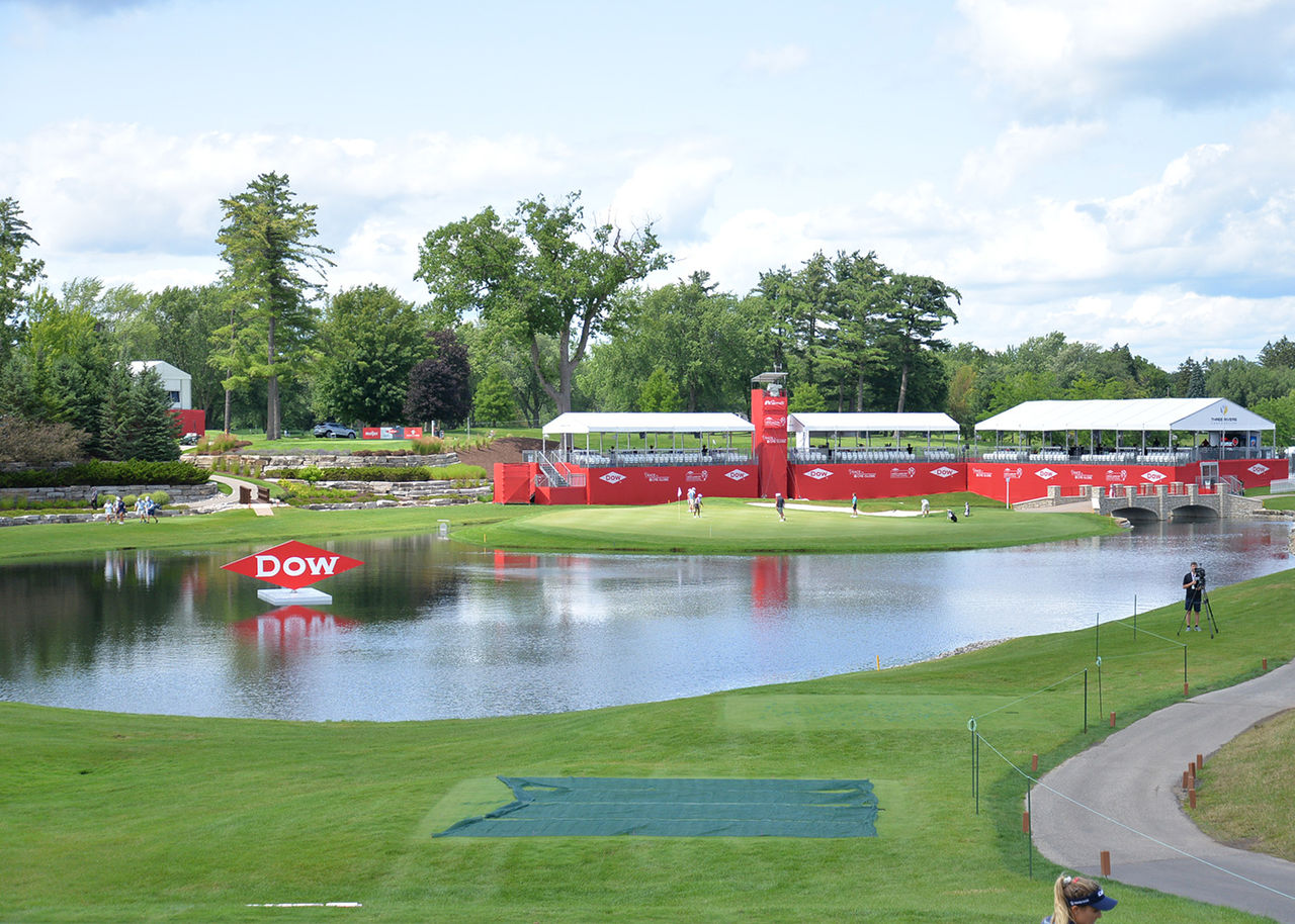 18th hole at the Dow Championship
