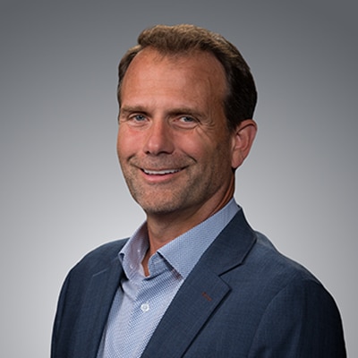 A portrait of Keith Cleason